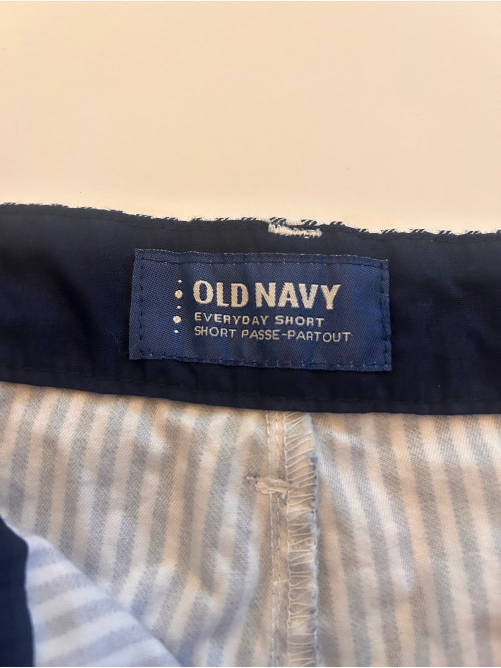 Old Navy women’s Everyday Navy and Light Blue Stripe Shorts
